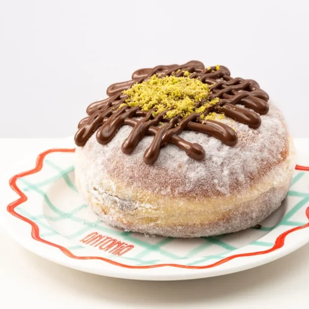 Bomba alla crema o alla Nutella