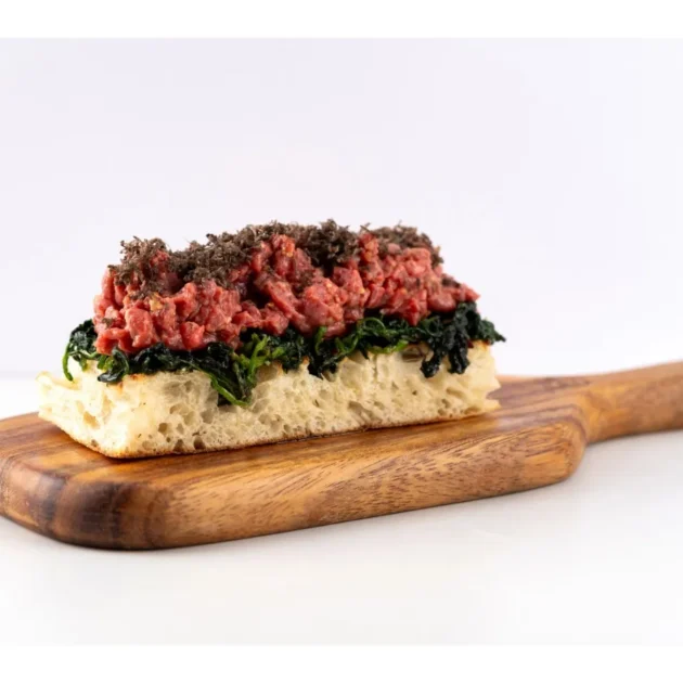 Crostone con Tartare di Manzo